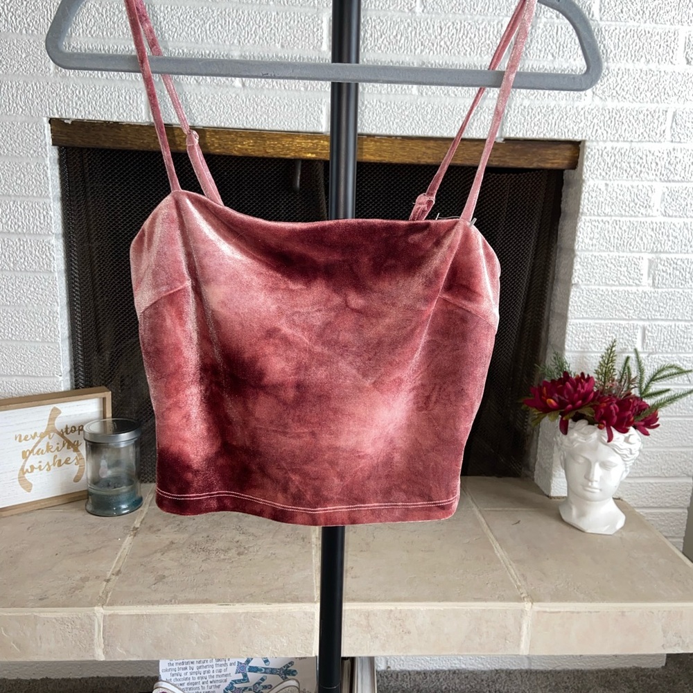 Forever 21 Pink Fitted Crop Camisole